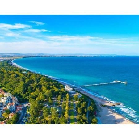 Luxury Apartment On The First Line To The Sea Burgas Extérieur photo