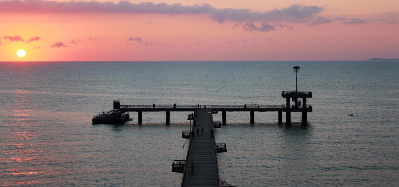 Luxury Apartment On The First Line To The Sea Burgas Extérieur photo