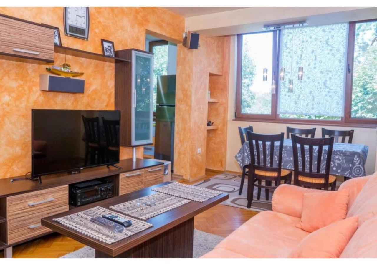 Luxury Apartment On The First Line To The Sea Burgas Extérieur photo